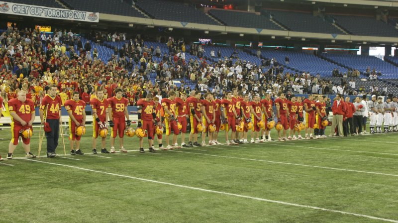 nationalanthem2005goldenhorseshoebowl2.jpg